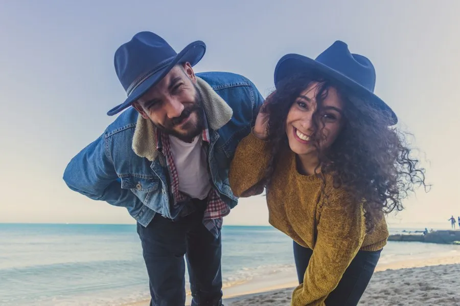 Photo couples adventure travel tips