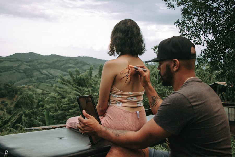 couples travel guide experts data